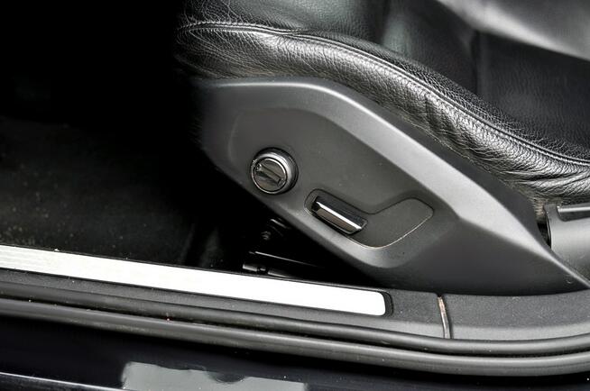 Volvo V60 2.0 D3 150KM Navi FullLed Climatronic Skóra Pdc Serwis