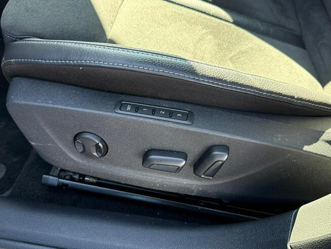 Škoda Octavia Edition130*Lift*Led*4x4*Kamera*Navi*DSG*VirtualCocpit*Matrix*El.fotele