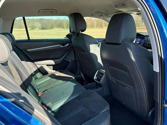 Škoda Octavia Edition130*Lift*Led*4x4*Kamera*Navi*DSG*VirtualCocpit*Matrix*El.fotele