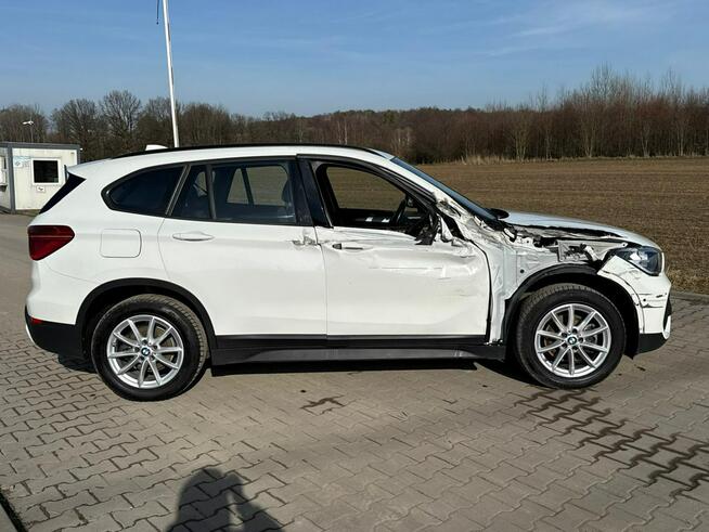 BMW X1 Advantage*SDrive*Parktronic*Nawigacja*GrzaneFotele*Kamera*Zadbany*FV23