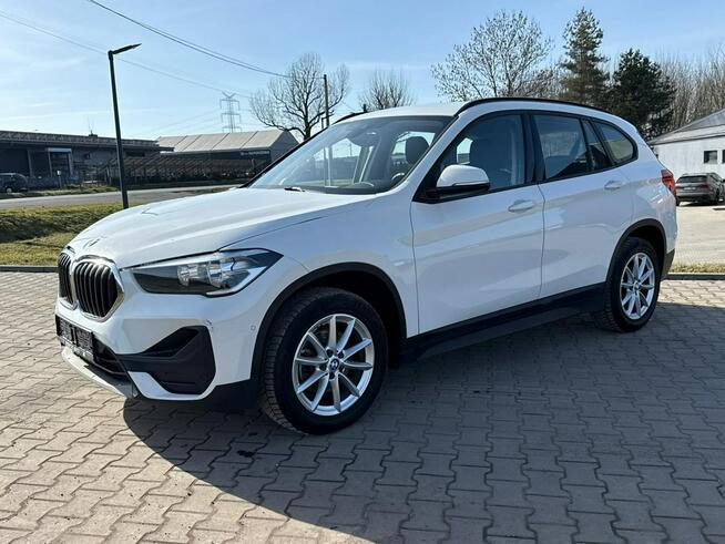BMW X1 Advantage*SDrive*Parktronic*Nawigacja*GrzaneFotele*Kamera*Zadbany*FV23