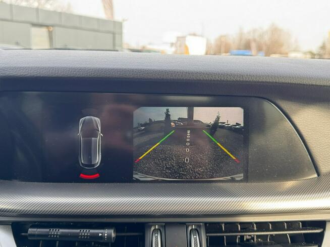 Alfa Romeo Stelvio Harman&Kardon / Panorama / Kamera cofania / Key Less / FV Marża