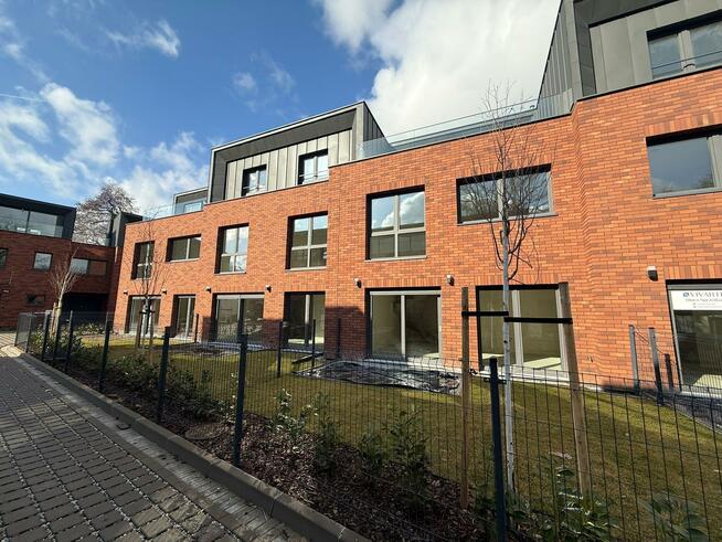 Dom Wrocław Fabryczna, Junacka