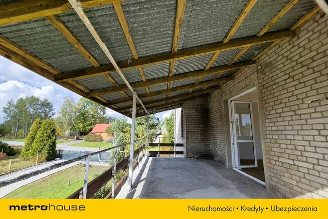 Dwupiętrowy dom dla jednej lub dwóch rodzin