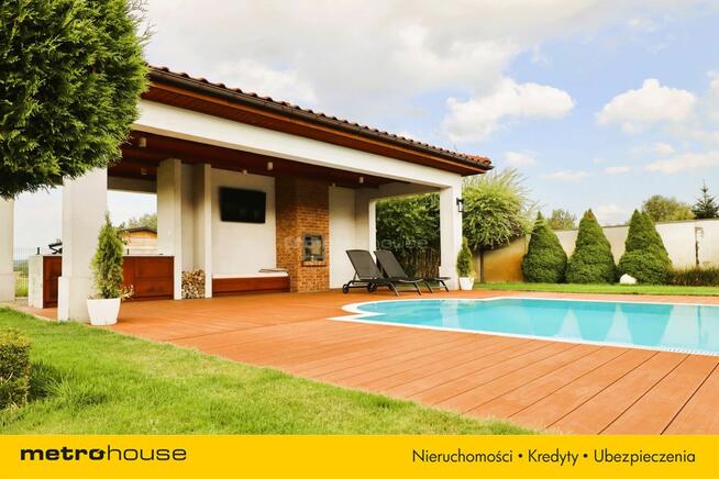 Wyjątkowy dom z basenem oraz stajnią - Kranów