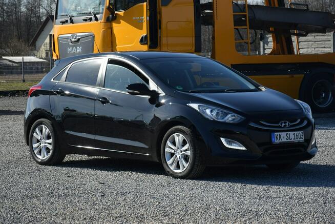 Hyundai i30 1.4B 2014r/ Navi/ Kamera/ Led/ Hak/ Oryginał Lakier/ Sprowadzony