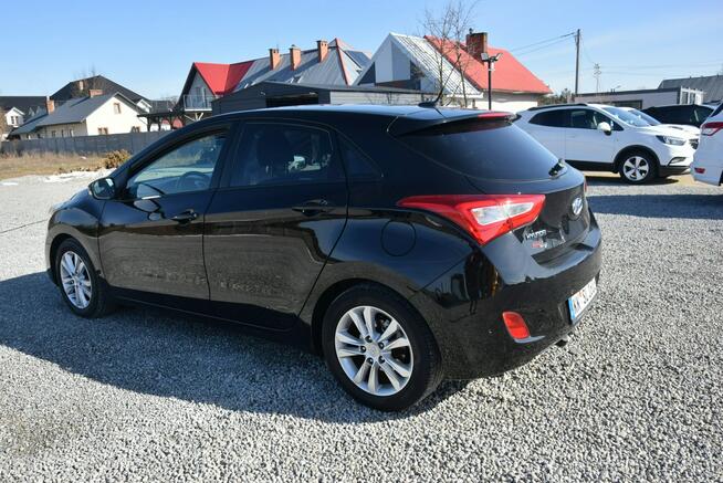 Hyundai i30 1.4B 2014r/ Navi/ Kamera/ Led/ Hak/ Oryginał Lakier/ Sprowadzony
