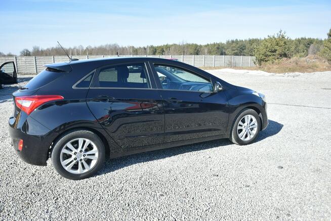 Hyundai i30 1.4B 2014r/ Navi/ Kamera/ Led/ Hak/ Oryginał Lakier/ Sprowadzony