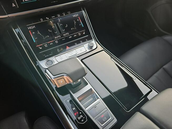 Audi A8 Sline_B&O_SkrętnaOś_ACC_Wentylacja_Masaż_Kamera360