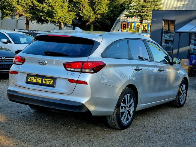 Hyundai i30 1Wł LED Serwis Navi Kamera Parktronic Climatronic Bluetooth Gwarancja!