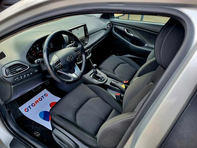 Hyundai i30 1Wł LED Serwis Navi Kamera Parktronic Climatronic Bluetooth Gwarancja!