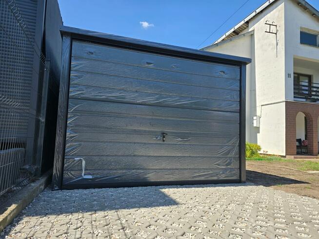 Tom stal garaze blaszane