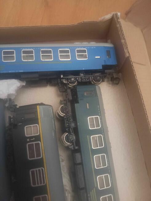 wagon osobowy PKP skala TT 6szt