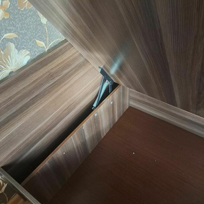 Rezerwacja Łóżko pojedyncze z pojemnikiem