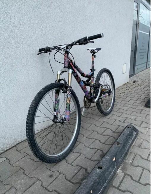 Oddarm za darmo rower MTB full suspension