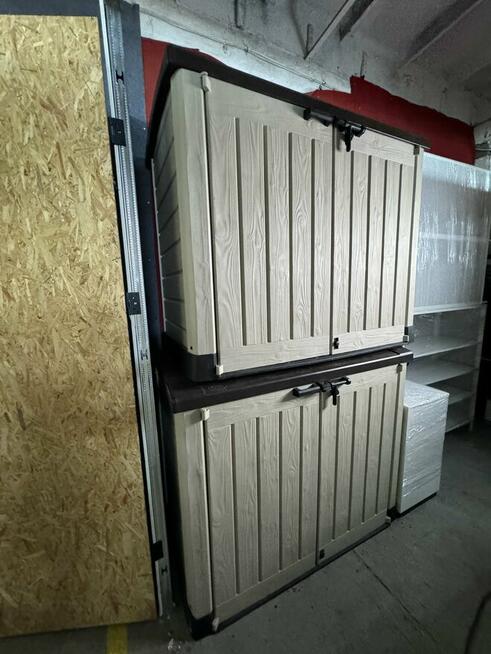 Syndyk sprzeda używane meble ogrodowe