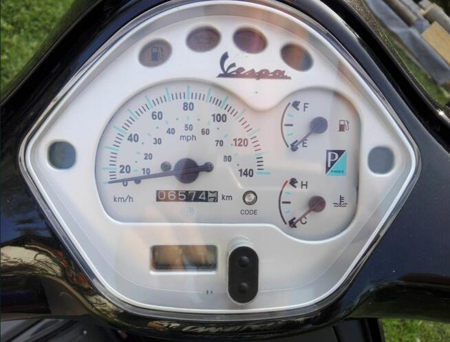 Piaggio Vespa GTS 125 cm3