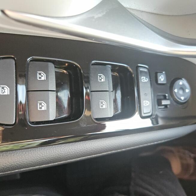 Sprzedam Hyundai Tucson 1,6 T-GDi, hybryda