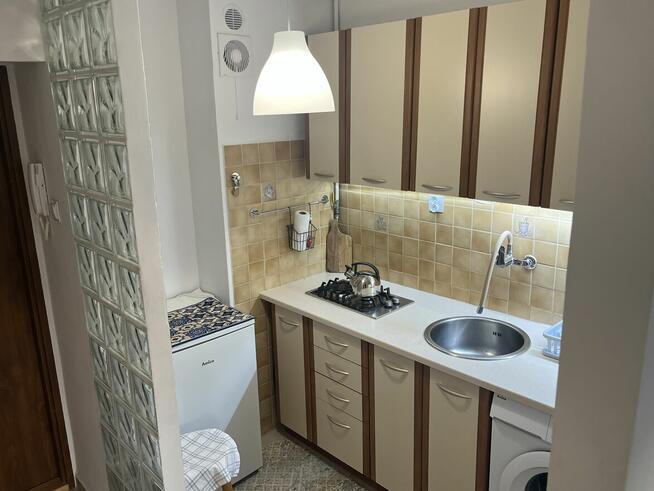 Jasna kawalerka Sadyba 27 m² | 9 piętro | winda | 2900 zł ca