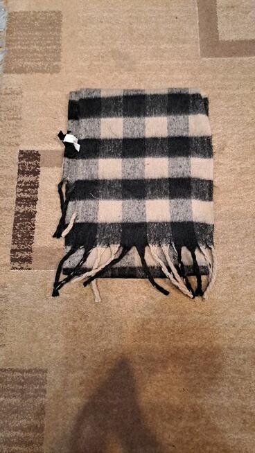 Sprzedam nowe Szaliki damskie