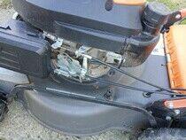 Kosiarka spalinowa z koszem i napędem