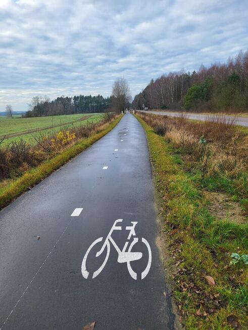 Działka nad jeziorem