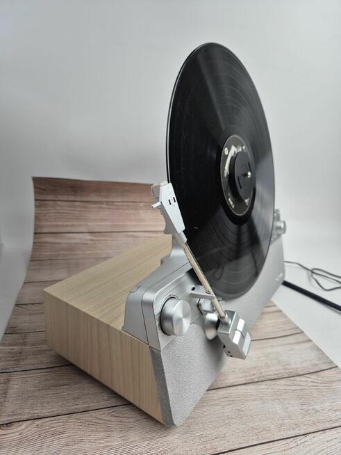 Gramofon pionowy automatyczny Lenco Lsa-071si