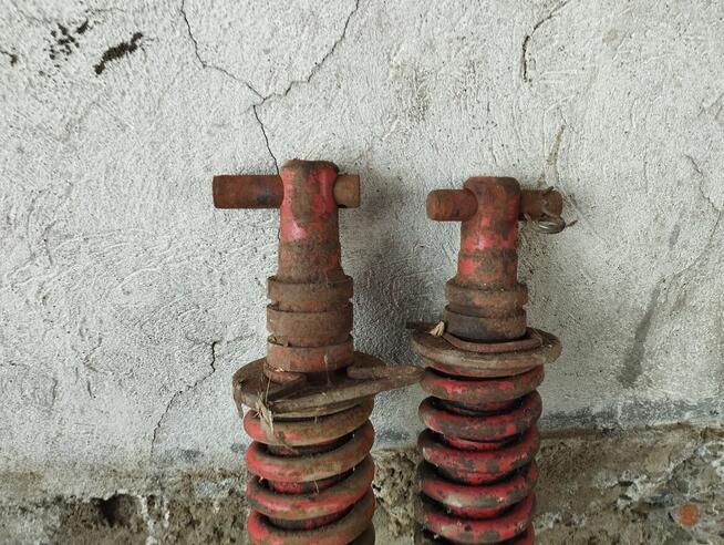 Siłowniki hydrauliczne gardzieli MF510