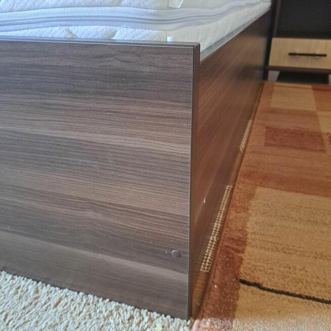 Rezerwacja Łóżko pojedyncze z pojemnikiem