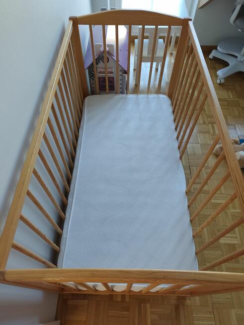 Sprzedam łóżeczko