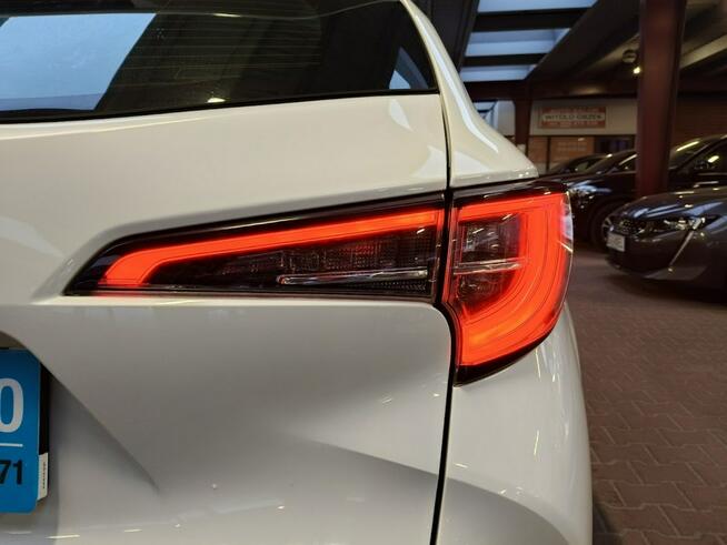 Toyota Corolla 1.8 122KMHybrid Navi,Kamera,GrzaneFotele/Kierownica,Rozp.Zn.Asyst.Pasa