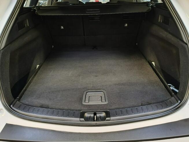 Toyota Corolla 1.8 122KMHybrid Navi,Kamera,GrzaneFotele/Kierownica,Rozp.Zn.Asyst.Pasa