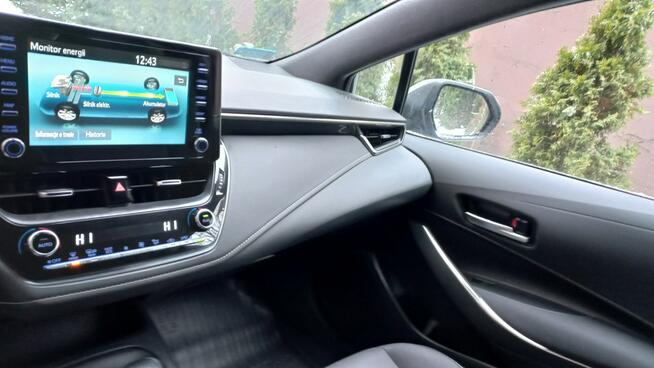 Toyota Corolla Comfort e-CVT 1.8 Hybryda Pełna historia ASO FV23%