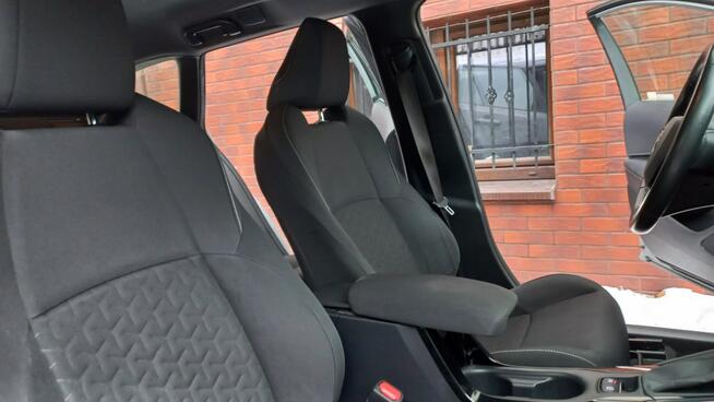 Toyota Corolla Comfort e-CVT 1.8 Hybryda Pełna historia ASO FV23%