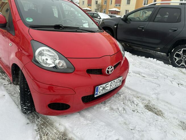 Toyota Aygo 5 drzwi, niski przebieg, klimatyzacja, isofix, nowe opony zimowe