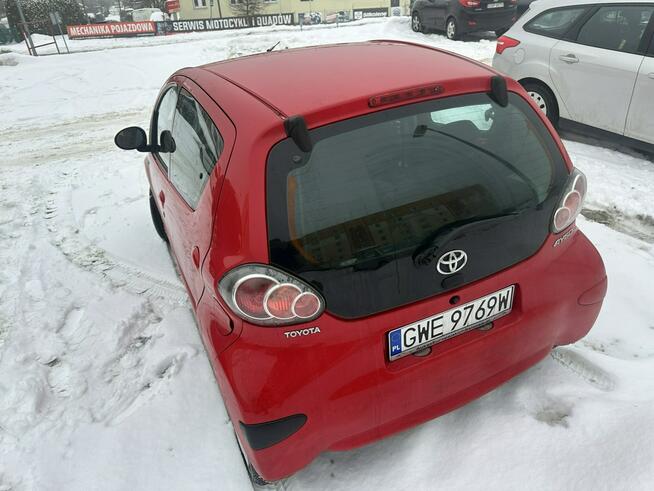 Toyota Aygo 5 drzwi, niski przebieg, klimatyzacja, isofix, nowe opony zimowe