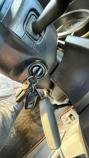 Ford Ranger 2.5tdci 140 KM 4x4 Wildtrak skóry zamsz orurowany progi zamiana 1.r.gw