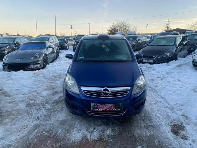 Opel Zafira 1.8 i xenon 4 szyber dachy 7 osobowa super stan zadbana 6 m-c gwaranc