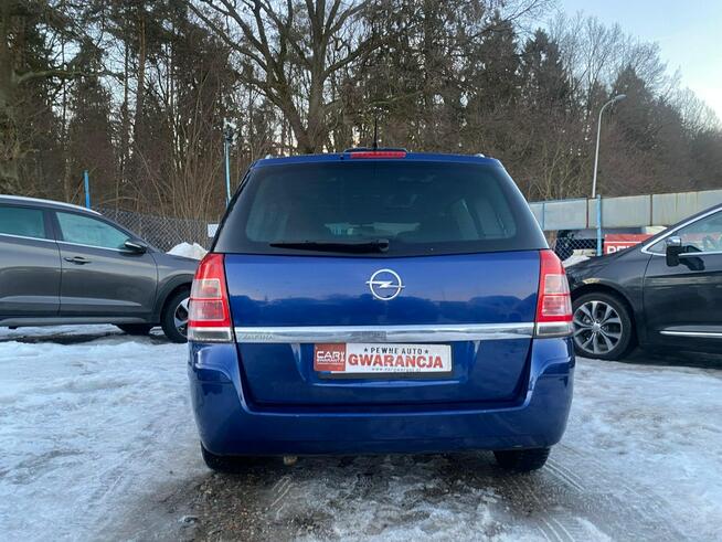 Opel Zafira 1.8 i xenon 4 szyber dachy 7 osobowa super stan zadbana 6 m-c gwaranc