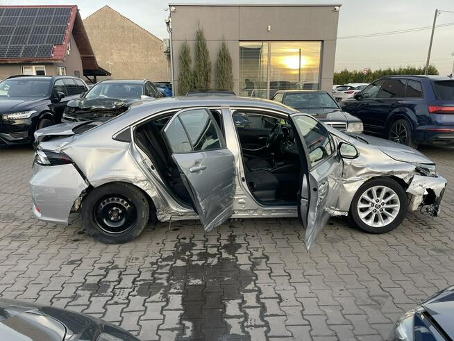 Toyota Corolla LPG Kamera Klimatronik Podgrzewanie Virtual cockpit 125KM