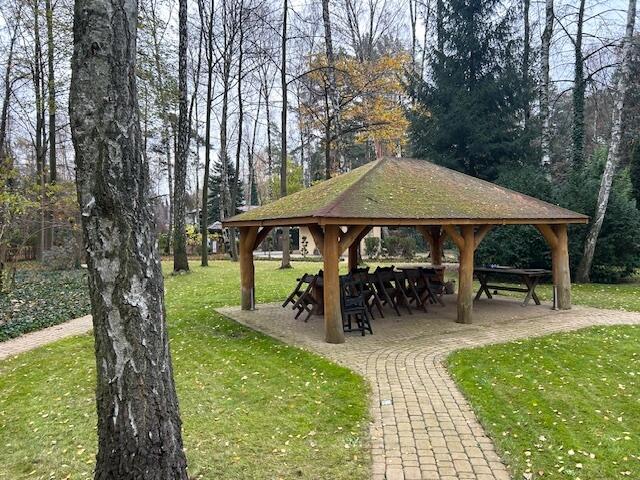 MAGDALENKA 1900m2 piękna działka bud. z mediami