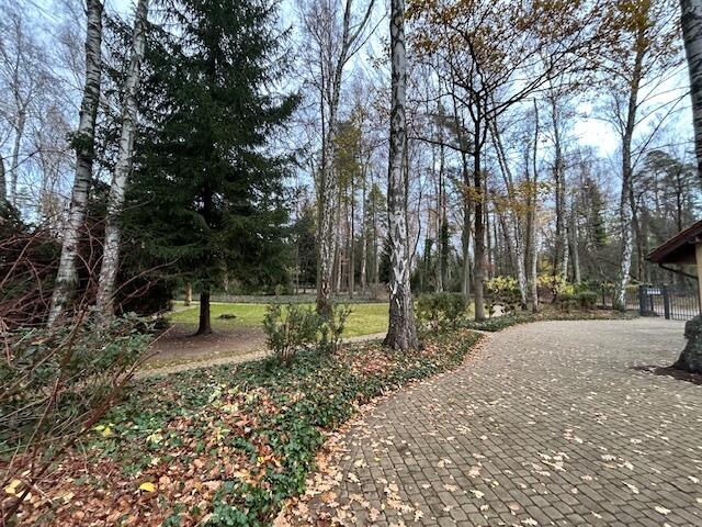 MAGDALENKA 1900m2 piękna działka bud. z mediami