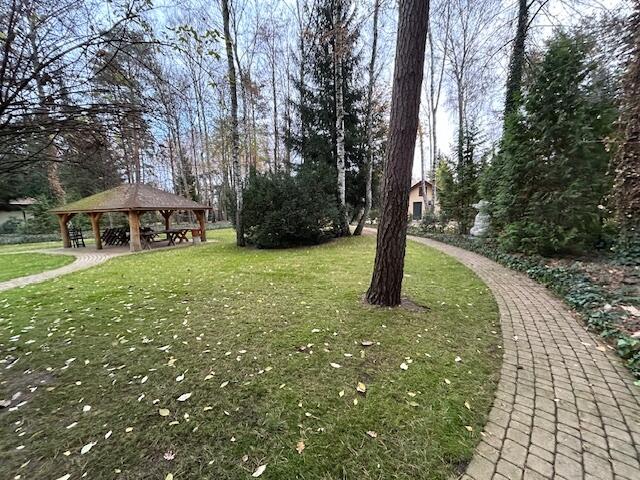 MAGDALENKA 1900m2 piękna działka bud. z mediami