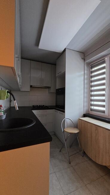 2 oddzielne pokoje do odświeżenia - ul. Smolenia 2a