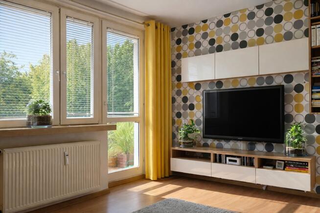 3 pokoje 67,4| ostatnie piętro |cegła | balkon 7,8