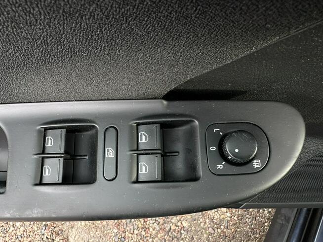 Volkswagen Passat 2.0 TDI CR/Bogata wersja/HAK/Zarejestrowany w PL/Zamiana/Kredyt