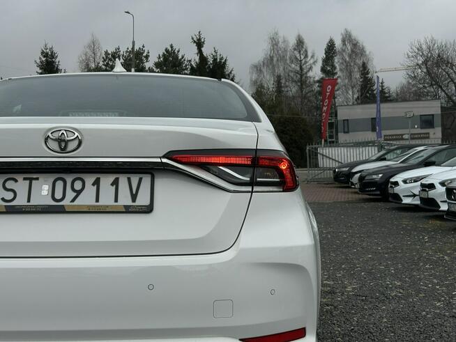 Toyota Corolla Salon Polska Poleasingowy I właściciel Serwis ASO VAT 23% Bezwypadkowy