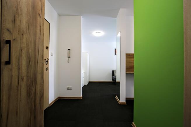 z ogródkiem/tarasem, komórką lok.