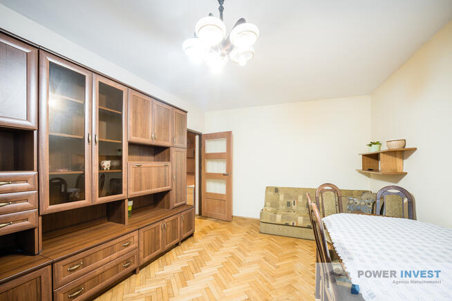 Przestronne 4 pokoje z balkonem i parkingiem