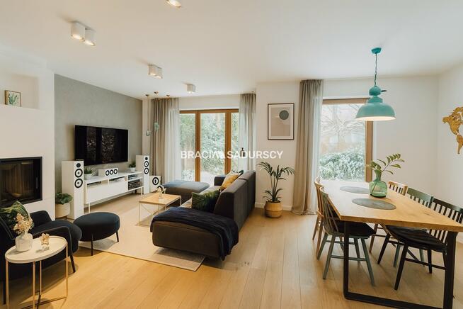 Dom Kraków, Medalionów